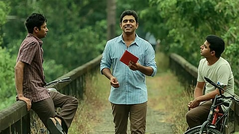 A scene from Premam movie on the now iconic bridge