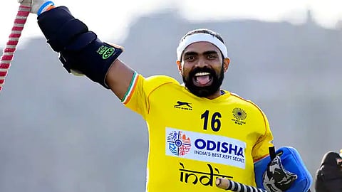 kerala government announced 2 crore reward for pr sreejesh