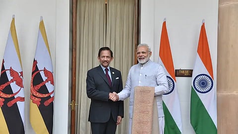 Modi receives warm welcome in Brunei
