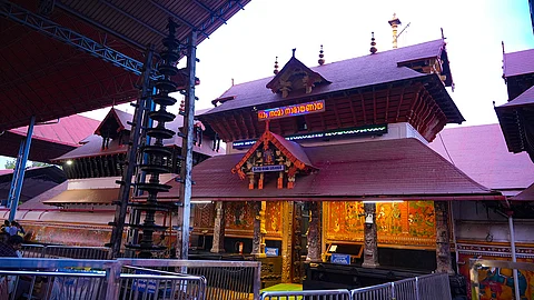 ഗുരുവായൂരമ്പല നടയിൽ | Guruvayur mass wedding