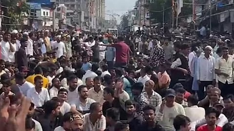 group attacked the bmc members who came to demolish the illegal mosque