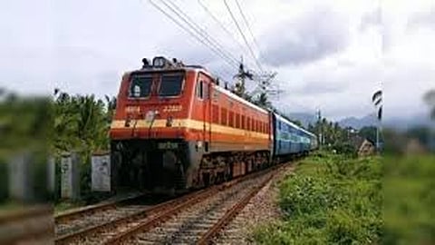 Explosives found on track of train carrying soldiers to Kerala