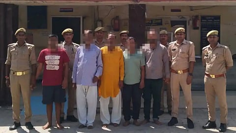 സ്കൂളിന്റെ പ്രവർത്തന വിജയത്തിനും പ്രശസ്തിക്കുമായി സ്കൂൾ ഡയറക്റ്ററും അധ്യാപകരും ചേർന്ന് രണ്ടാം ക്ലാസ് വിദ്യാർഥിയെ ബലി കൊടുത്തു Class 2 boy human sacrifice for school succes