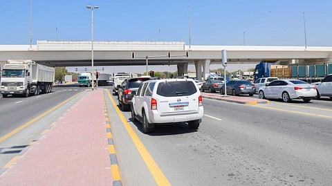 റാസൽഖൈമയിൽ ഗതാഗത നിയന്ത്രണത്തിന് എഐ സ്മാർട്ട് ഗേറ്റുകൾ