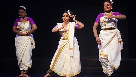 kuriyedath thathri dance performance by neena prasad