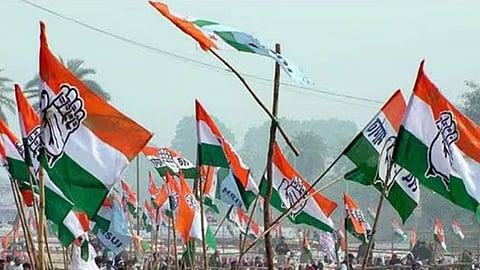 Congress leaders meet independents in Kashmir