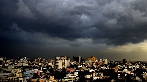 തമിഴ്നാട്ടിൽ കനത്ത മഴയ്ക്കു സാധ്യത; തയാറെടുപ്പുകൾ സജീവം Tamil Nadu rain alert