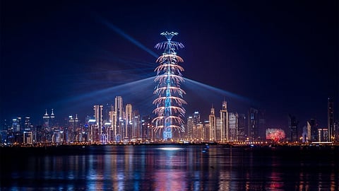 അസാധാരണമായ കോംബിനേഷൻ കൊണ്ട് വർഷാന്ത്യ സായാഹ്നവും രാത്രിയും അവിസ്മരണീയമാക്കാൻ ദുബായിൽ ഒരുക്കങ്ങൾ തുടങ്ങി Dubai gears up for new year