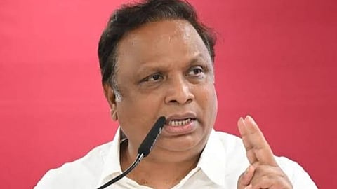 BJP s Ashish Shelar wants Mahayuthi to support Amit Thackeray