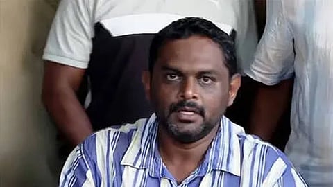 Start the charity app; Manaf asked for help