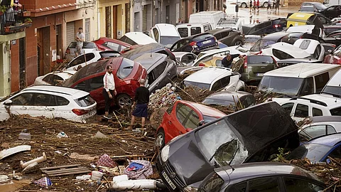 spain flood death toll passed over 150