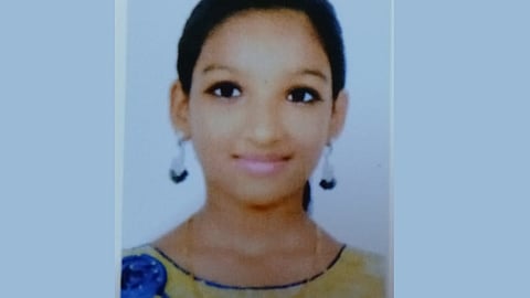 15 years old girl Seeking help from peoples for bone marrow transplant