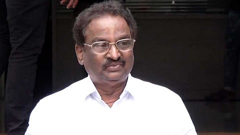 Rahul should apologize to Sarin; A.K. balan Responded to the hand controversy