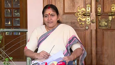 Shobha surendran agsint thiroor satheesh