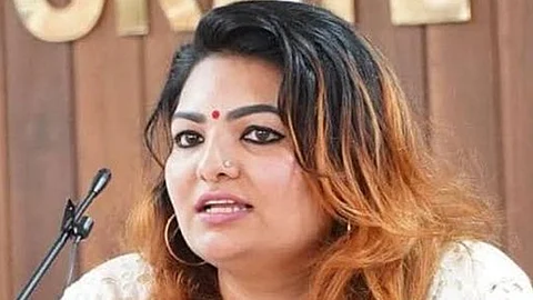 sandra thomas to take legal action in kerala film producers association election