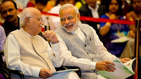 pm modi greet lk advani on his birthday