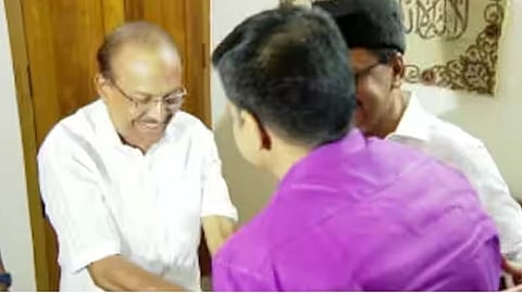 Sandeep Warrier meets Panakkadethi League leaders: League leaders welcome