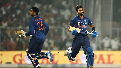 Venkatesh Iyer and Shreyas IKyer