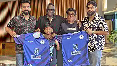 Ansar FC jersey released by I.M. Vijayan
