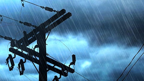 heavy rain, KSEB faces mass damage