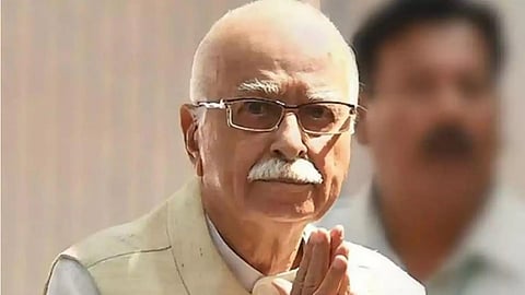 LK Advani admitted to hospital