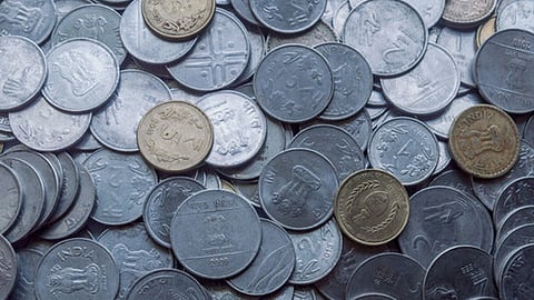 coimbatore man brings rs 80000 in coins for settlement