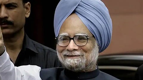 Former prime minister Dr Manmohan Singh admitted to AIIMS
