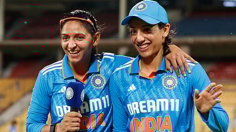 Harmanpreet Kaur, Smriti Mandhana