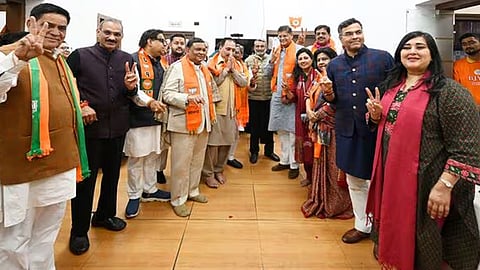 Delhi cm race, will capital get woman CM?