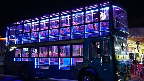 Munnar Royal View Double Decker