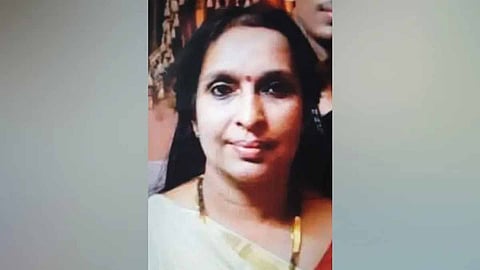 death of kseb employee; kseb officials filed a complaint against the police