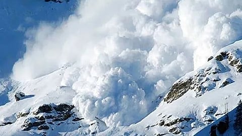 Uttarakhand avalanche, 47 trapped