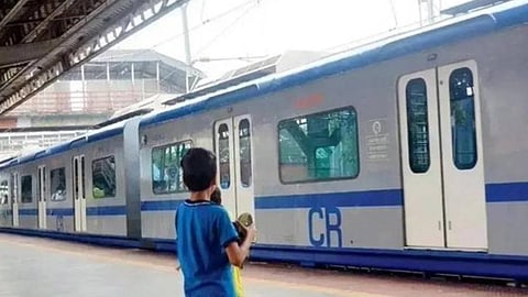 238 AC local trains to Mumbai