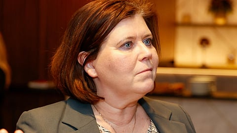 Iceland minister resign after relation with 15 year old boy before 30 years