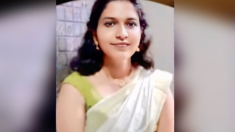 mbbs student found dead in hostel room