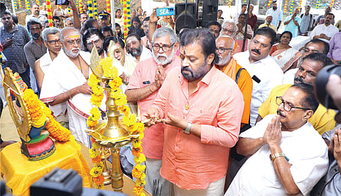 Erumeli devaprashnam vavar vs vapura swami