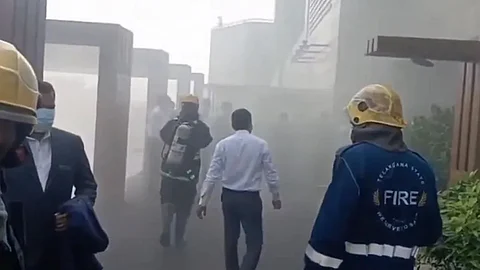 fire erupts us where ipl players are staying