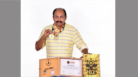 Metrovaartha reporter Able. C. Alex enters India Book of Records