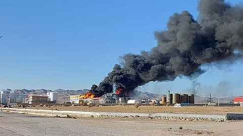 many injured after massive explosion at irans port