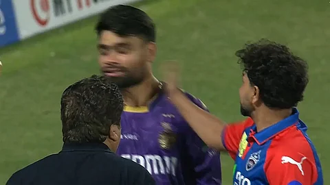 Rinku Singh gets slap on face by Kuldeep Yadav