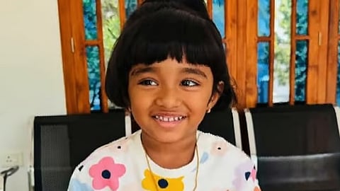 kannur car accident 3 years old girl died