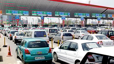 cash payments likely to be banned in toll plaza's