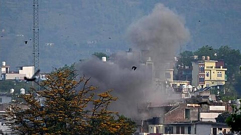 pak shell hit civilians in kashmir killed women