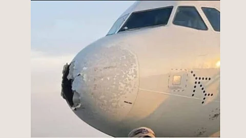 Pakistan denies airway, indigo plane survives turbulence