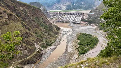 pakistan dam dried