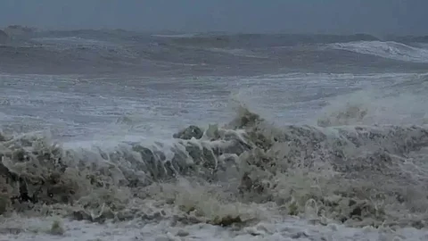 two foreign students who went swimming at valappu beach in njarakkal ernakulam went missing