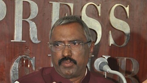 derogatory remarks over amaravati; journalist arrested