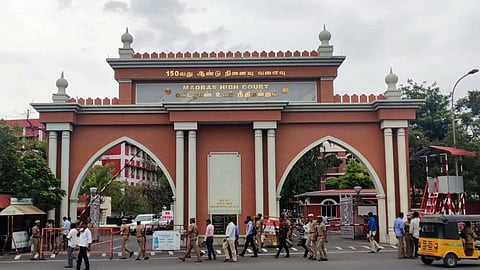 Madras High Court against theater owners who charge exorbitant prices