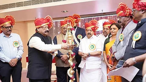 Malayali society is committed; Ramesh Chennithala