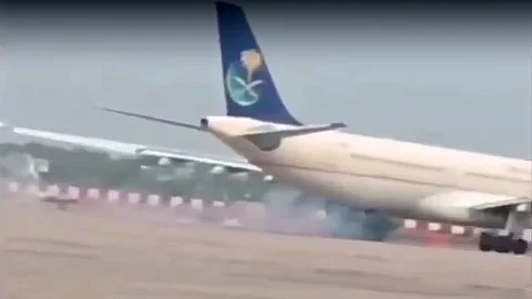 fire in flight carrying Hajj pilgrims to Lucknow